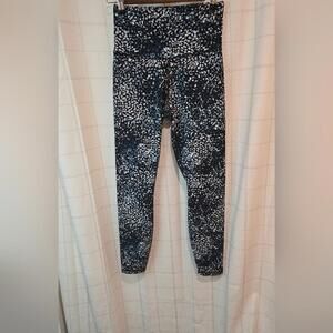 Patterned Active Legging